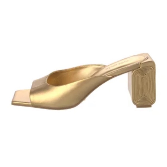 Nala Sandal - Picture 2 of 5